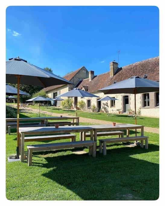 Вилла Domaine De Ronsard Dame-Marie  Экстерьер фото